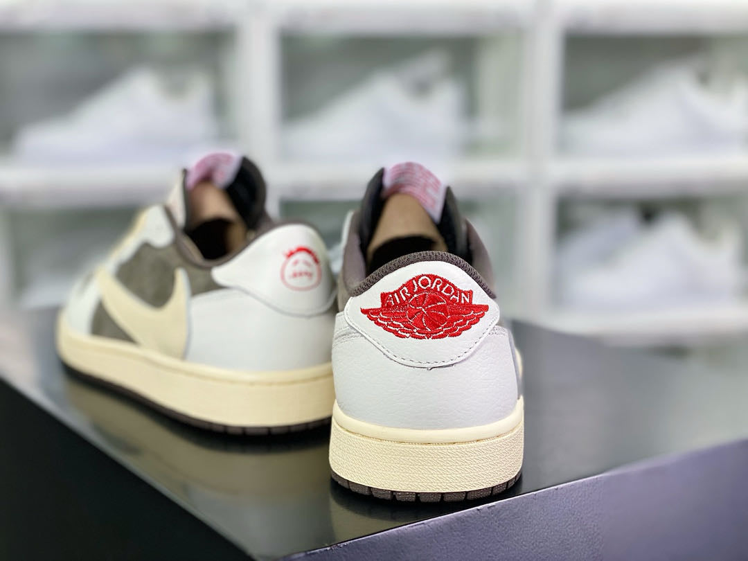 Air jordan 1 Low Travis Scott Reverse Mocha